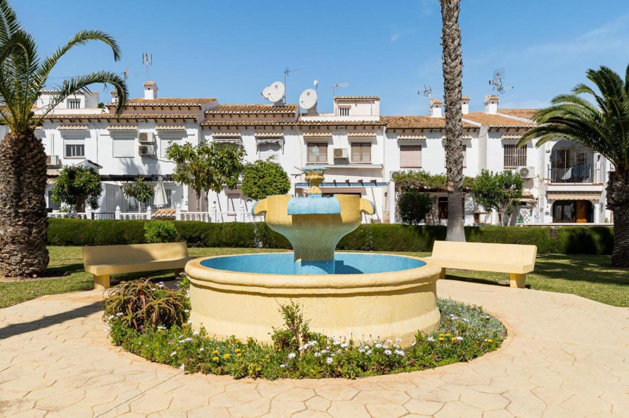Casa Lago Jardin Alicante Eksteriør billede