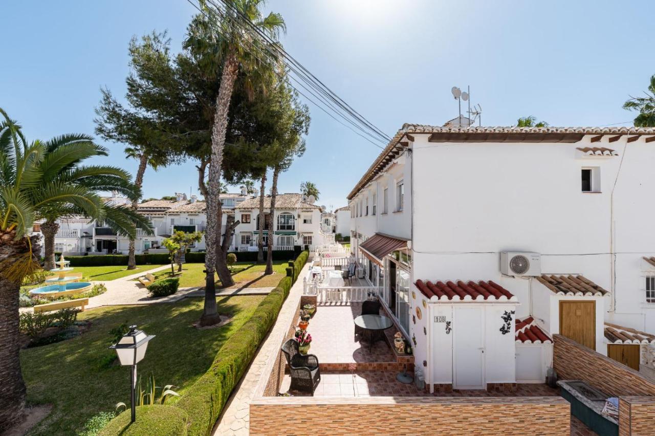 Casa Lago Jardin Alicante Eksteriør billede